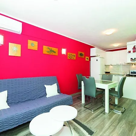 One-bedroom In Kastel Kambelovac *