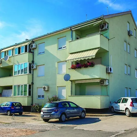 Apartamento One-bedroom In Kastel Kambelovac Kaštela