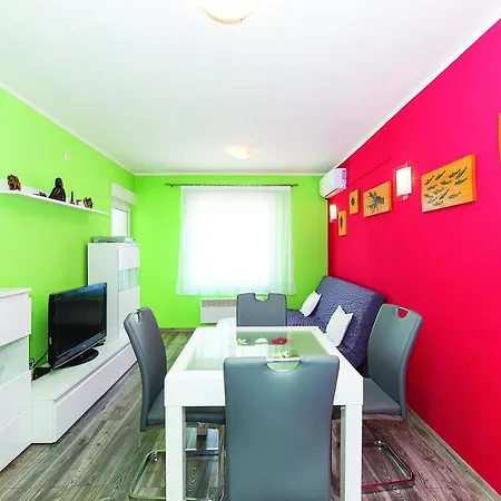 Apartamento One-bedroom In Kastel Kambelovac